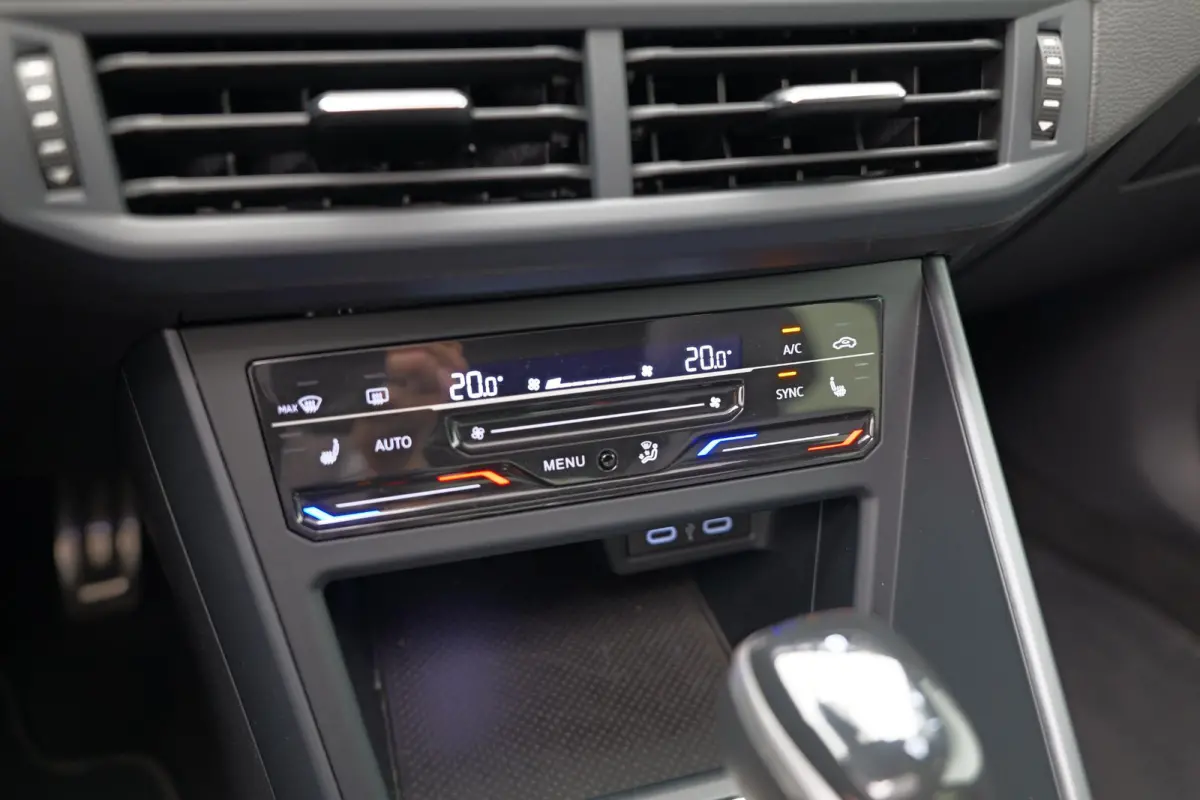 1.0 TSI R-Line Edition |Pano|3xR-Line|Keyless|