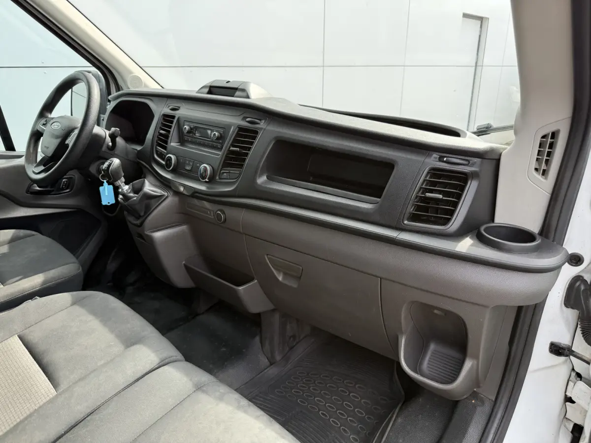 DC 2.0 TDCI L3H2 130PK 6-persoons Dubbele cabine L3H2 Trekhaak Parkeersensoren voor