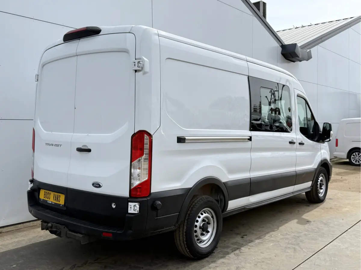 DC 2.0 TDCI L3H2 130PK 6-persoons Dubbele cabine L3H2 Trekhaak Parkeersensoren voor