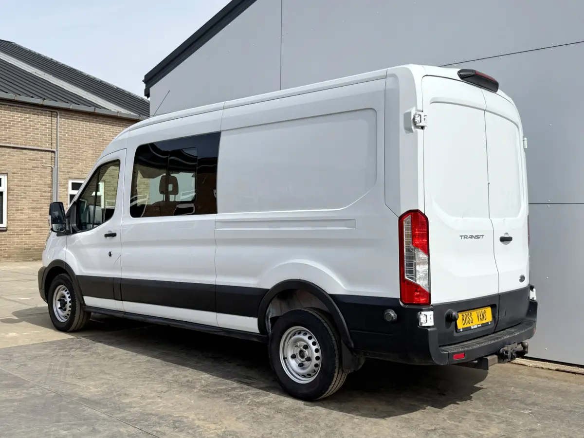 DC 2.0 TDCI L3H2 130PK 6-persoons Dubbele cabine L3H2 Trekhaak Parkeersensoren voor