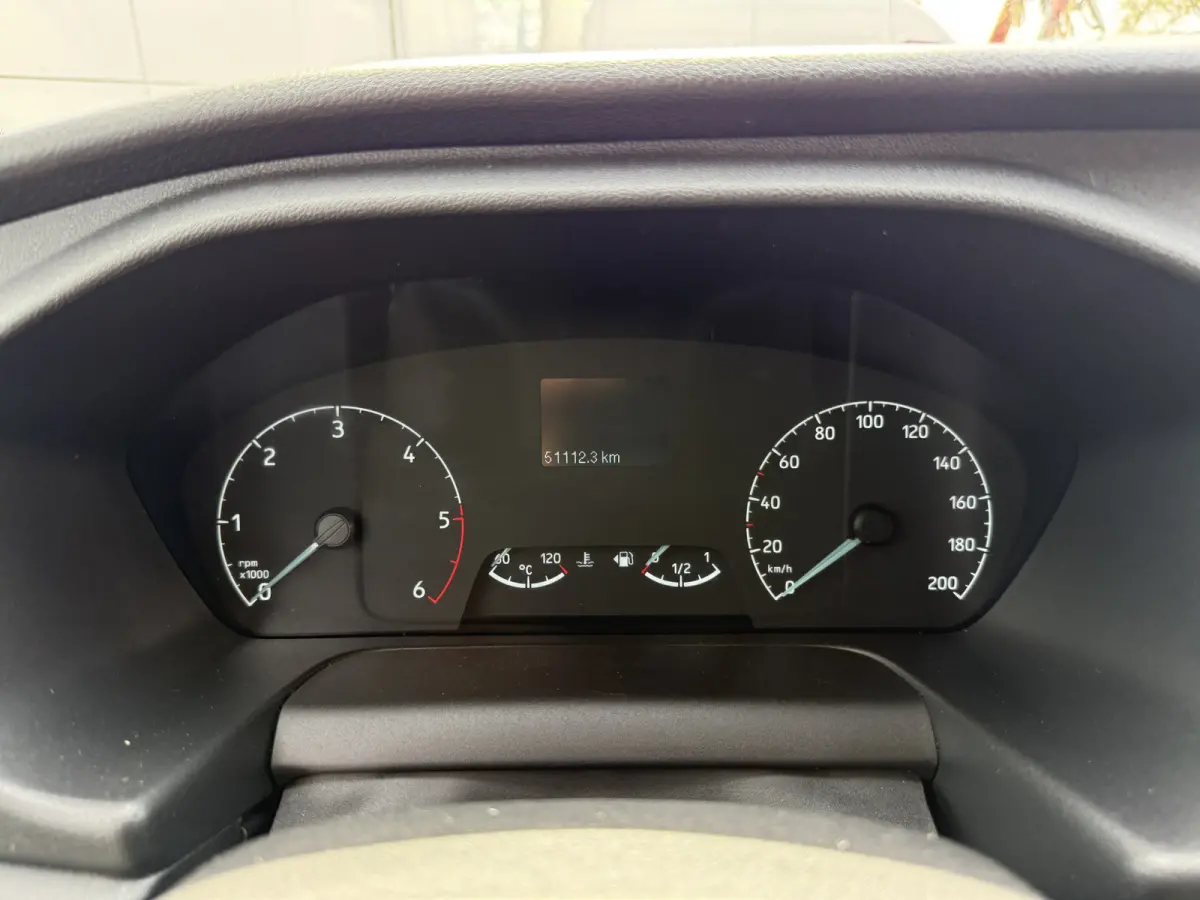 DC 2.0 TDCI L3H2 130PK 6-persoons Dubbele cabine L3H2 Trekhaak Parkeersensoren voor