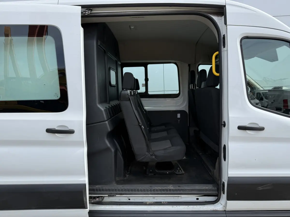 DC 2.0 TDCI L3H2 130PK 6-persoons Dubbele cabine L3H2 Trekhaak Parkeersensoren voor