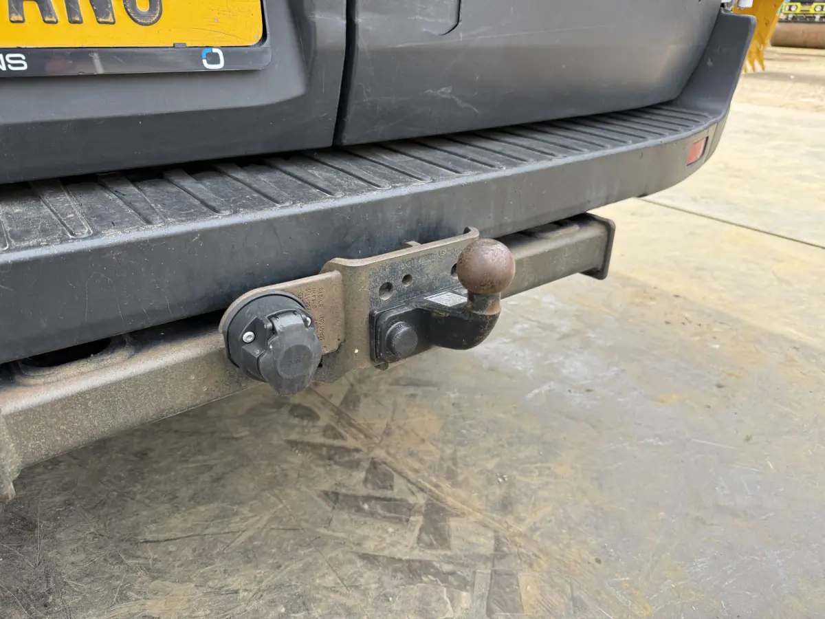 DC 2.0 TDCI L3H2 130PK 6-persoons Dubbele cabine L3H2 Trekhaak Parkeersensoren voor