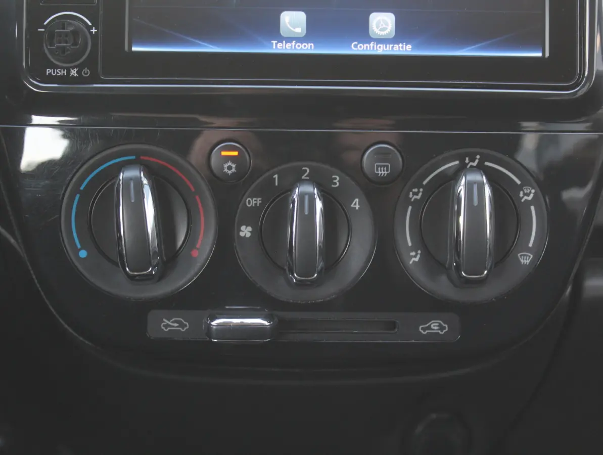 1.2 Connect+ AIRCO | CARPLAY | DAB | STB | ELRM/SP | CV | ISOFIX