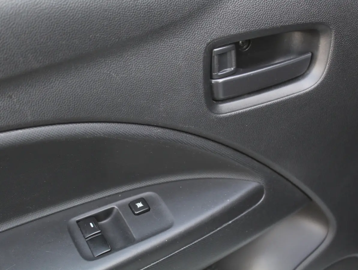 1.2 Connect+ AIRCO | CARPLAY | DAB | STB | ELRM/SP | CV | ISOFIX