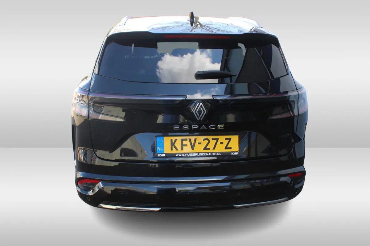 E-Tech full hybrid 200 techno 7p. PDC voor en achter l Apple carplay/Android auto l Cruise controle l 7Persoons