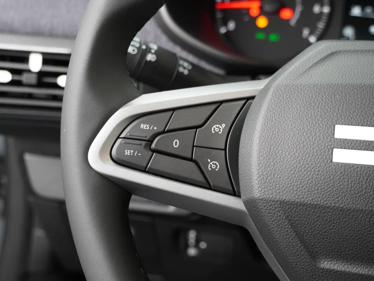 TCe 100 expression | Apple Carplay/Android Auto | Stoelverw. | Climate Control |