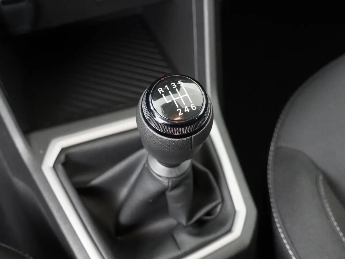 TCe 100 expression | Apple Carplay/Android Auto | Stoelverw. | Climate Control |