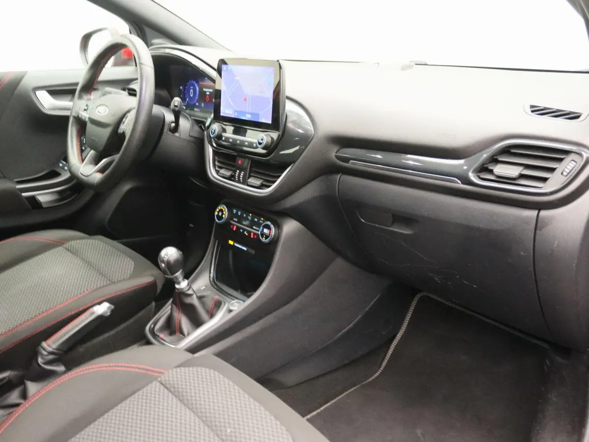 1.0 EcoBoost ST-Line | B&O | Winter Pakket | LED | Cruise Control | DAB |