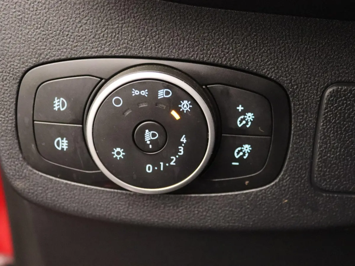 1.0 EcoBoost ST-Line | B&O | Winter Pakket | LED | Cruise Control | DAB |