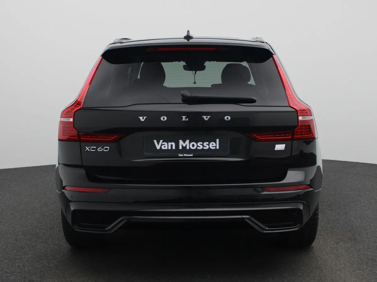 T6 PHEV Plus Dark Aut. | TREKHAAK | PANO-SCHUIFDAK | STOEL-STUURWIELVERWARMING | LEER | CAMERA | NAVIGATIE