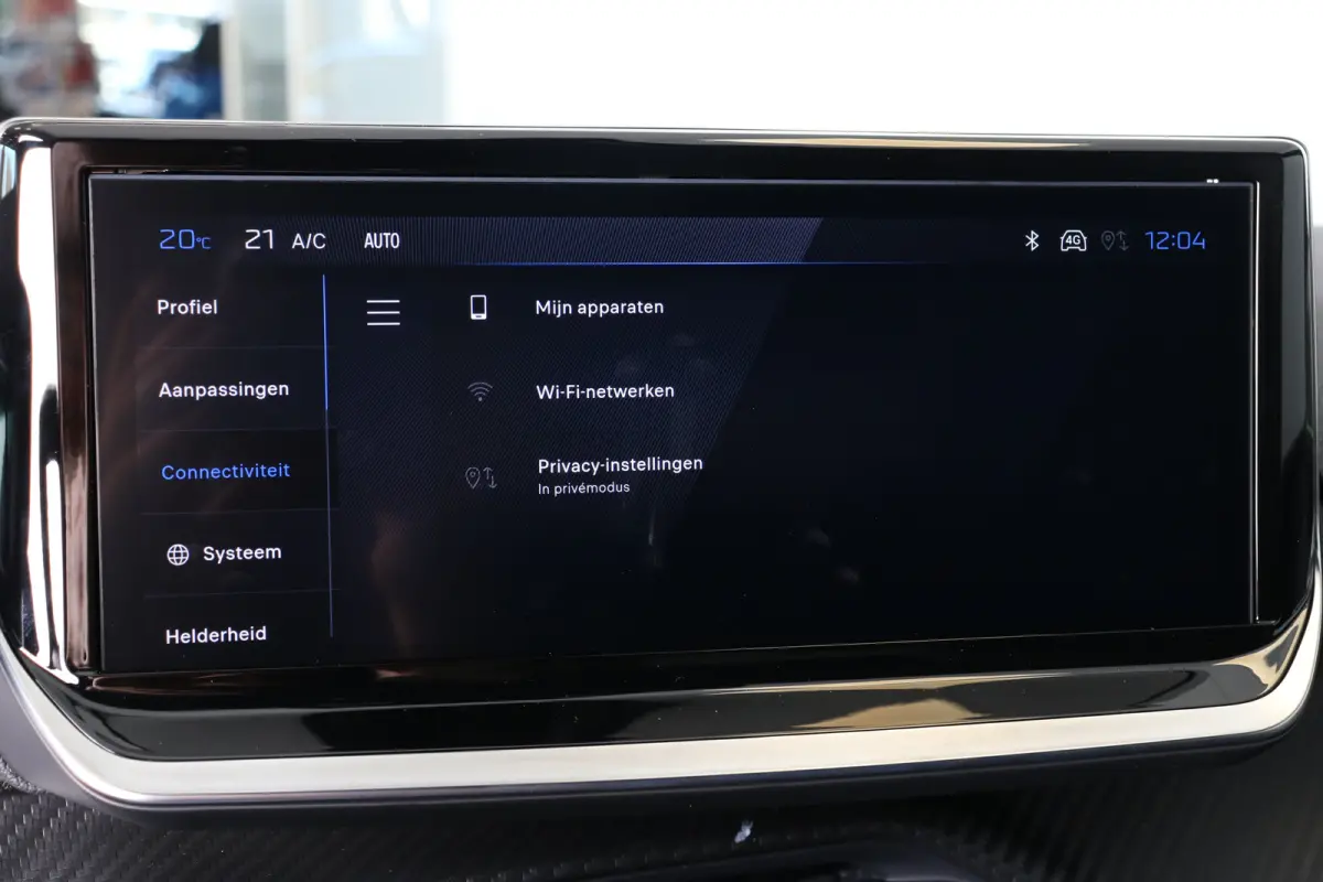 1.2 Hybrid 145PK e-DCS6 GT | Navi | Alcantara | Adaptive Cruise | Stoelverwarming + Massage | Camera V+A | Parkeersensoren V+A | Dodehoeksensoren | Full LED | Keyless | 3D-Cockpit | 17" Lich