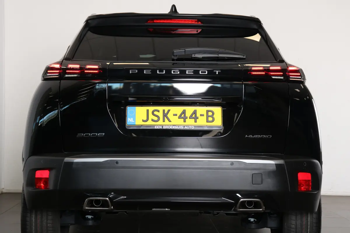1.2 Hybrid 145PK e-DCS6 GT | Navi | Alcantara | Adaptive Cruise | Stoelverwarming + Massage | Camera V+A | Parkeersensoren V+A | Dodehoeksensoren | Full LED | Keyless | 3D-Cockpit | 17" Lich