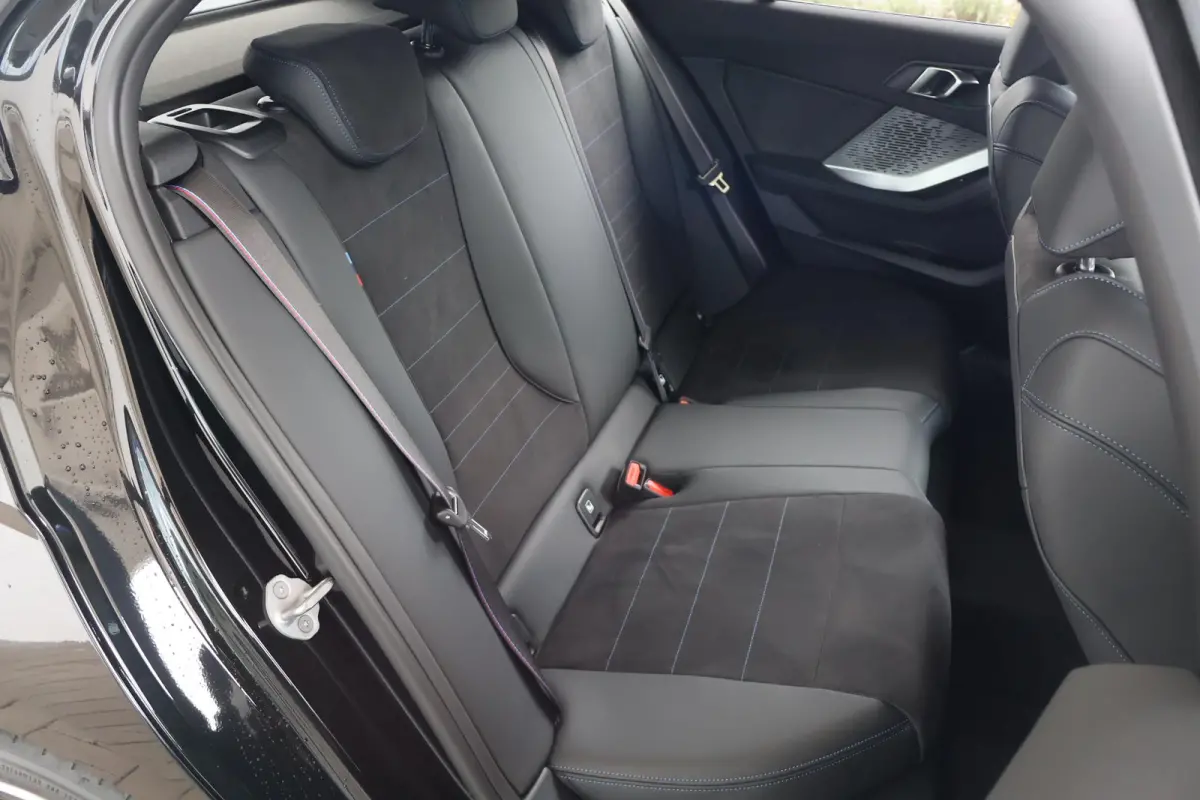 120 M-sport Design edition | M Sportpakket Pro | Driving Assistant | Comfort Access