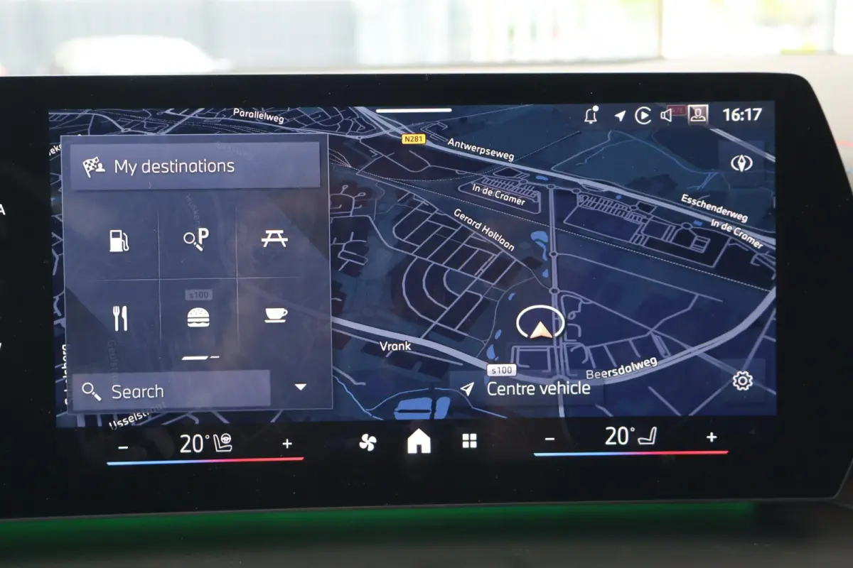 120 M-sport Design edition | M Sportpakket Pro | Driving Assistant | Comfort Access