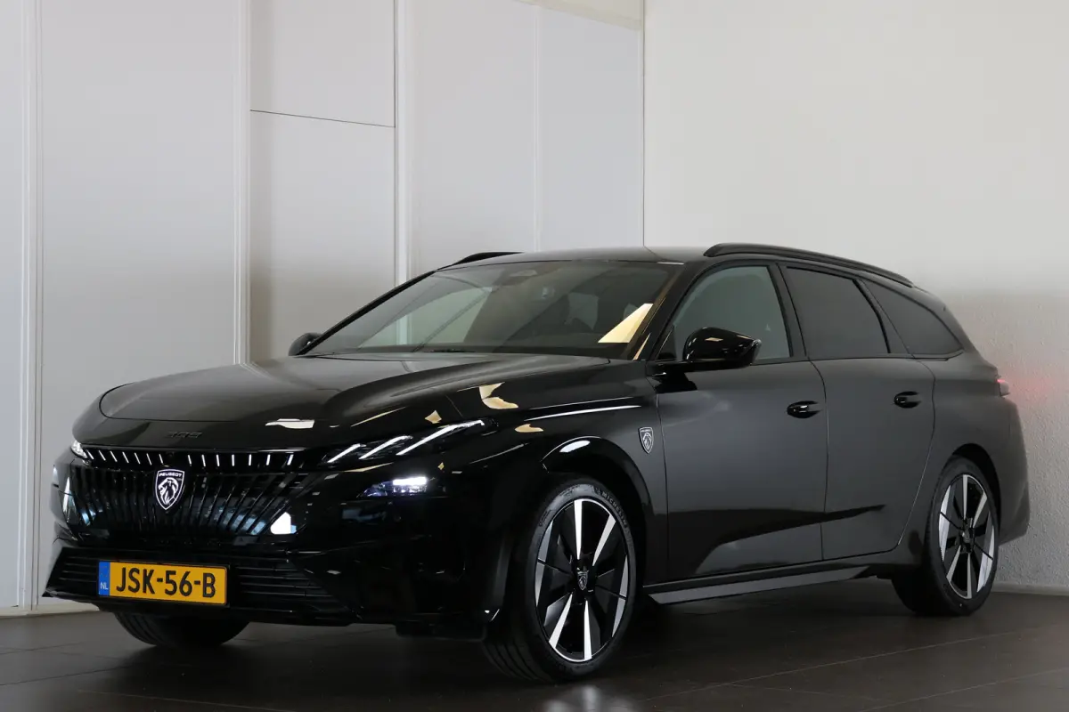 GT 54 kWh | Navi | Camera | Verw. voorstoelen en stuur | PDC V+A | Keyless | Ad. cruise control |