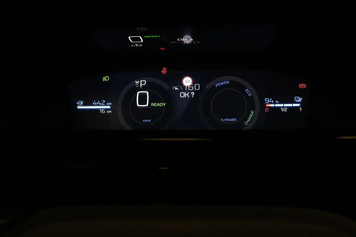 GT 54 kWh | Navi | Camera | Verw. voorstoelen en stuur | PDC V+A | Keyless | Ad. cruise control |
