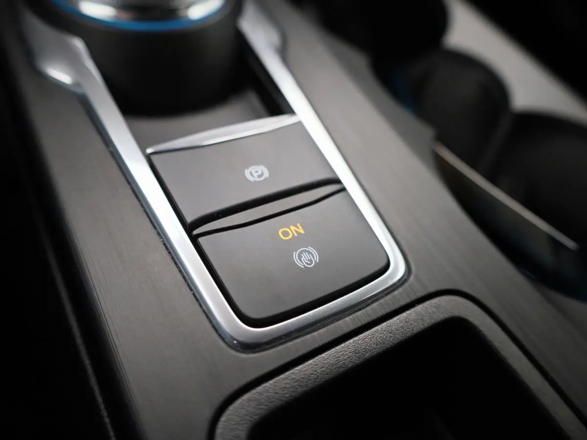 2.5 PHEV ST-Line | STOEL-STUURWIELVERWARMING | HEAD-UP DISPLAY | NAVIGATIE | CAMERA | LED MATRIX