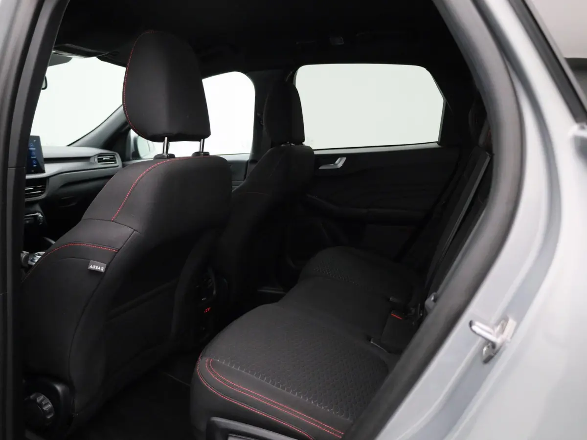 2.5 PHEV ST-Line | STOEL-STUURWIELVERWARMING | HEAD-UP DISPLAY | NAVIGATIE | CAMERA | LED MATRIX