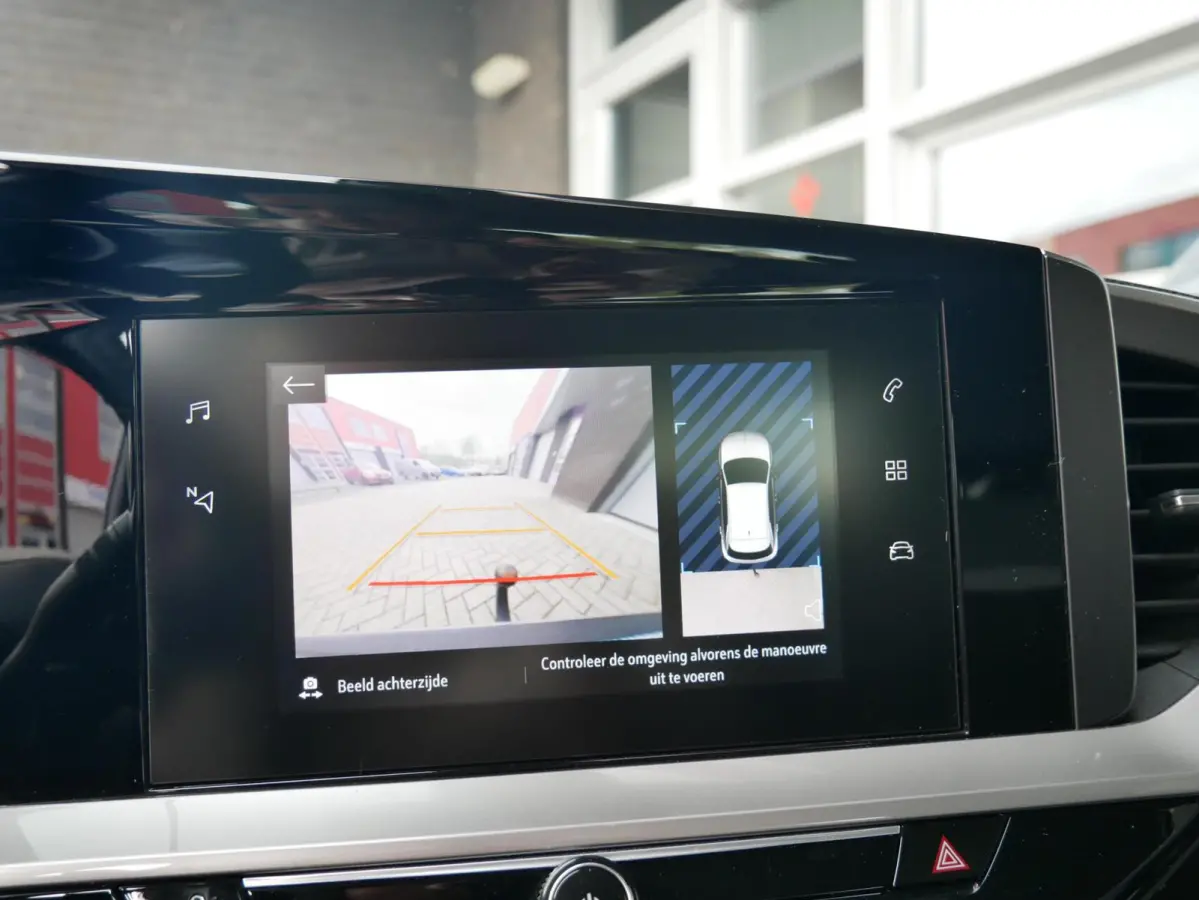 1.2 Turbo Elegance Camera| Carplay| Trekhaak