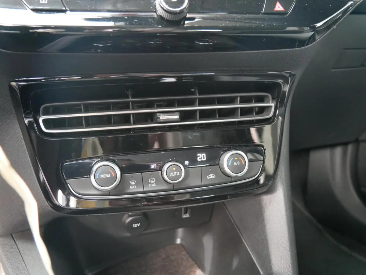 1.2 Turbo Elegance Camera| Carplay| Trekhaak