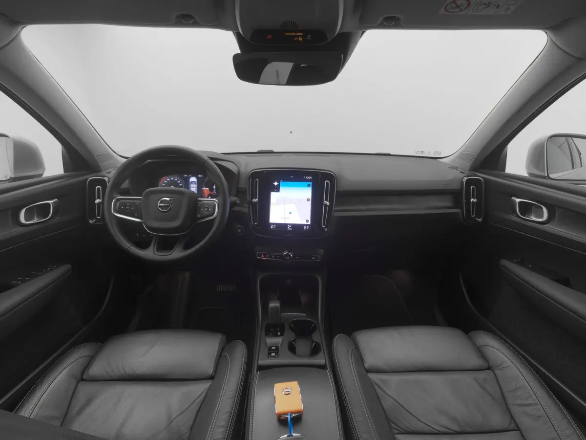 1.5 T4 Recharge Inscription | FACELIFT | KEYLESS | LEDER