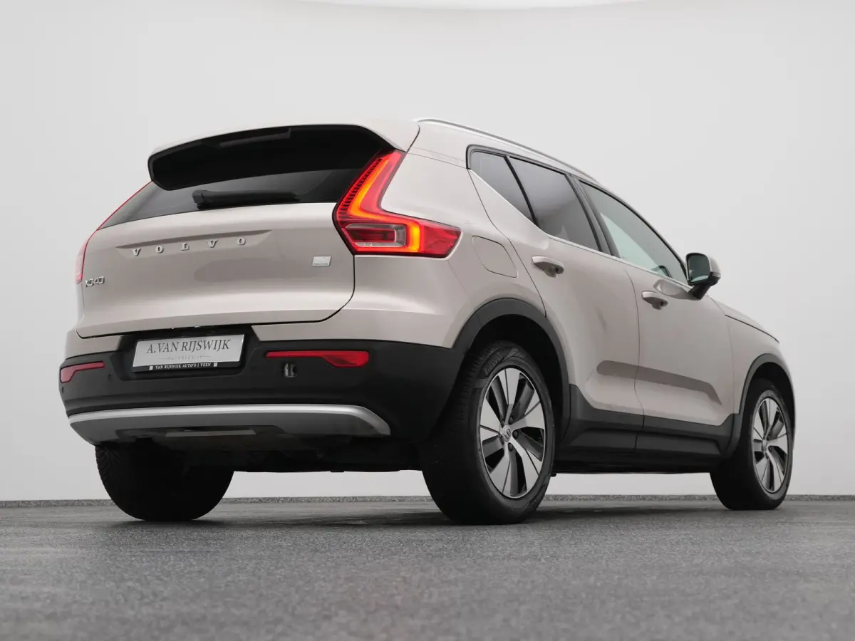 1.5 T4 Recharge Inscription | FACELIFT | KEYLESS | LEDER
