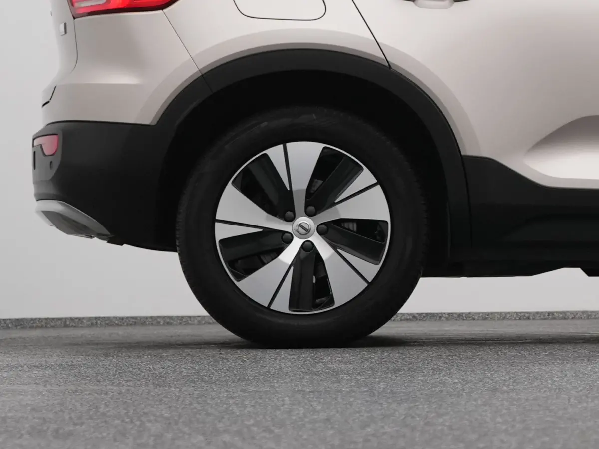 1.5 T4 Recharge Inscription | FACELIFT | KEYLESS | LEDER