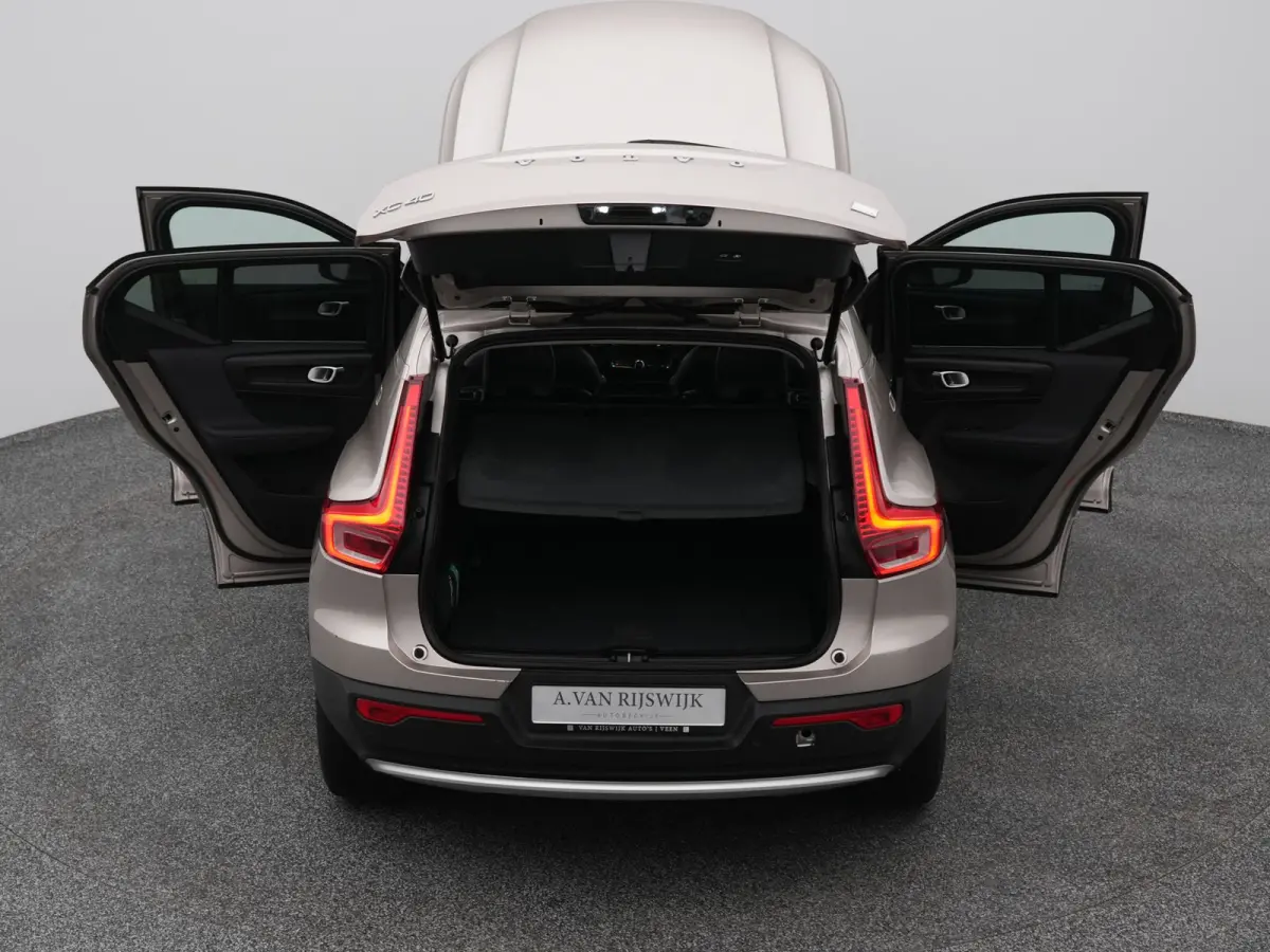 1.5 T4 Recharge Inscription | FACELIFT | KEYLESS | LEDER