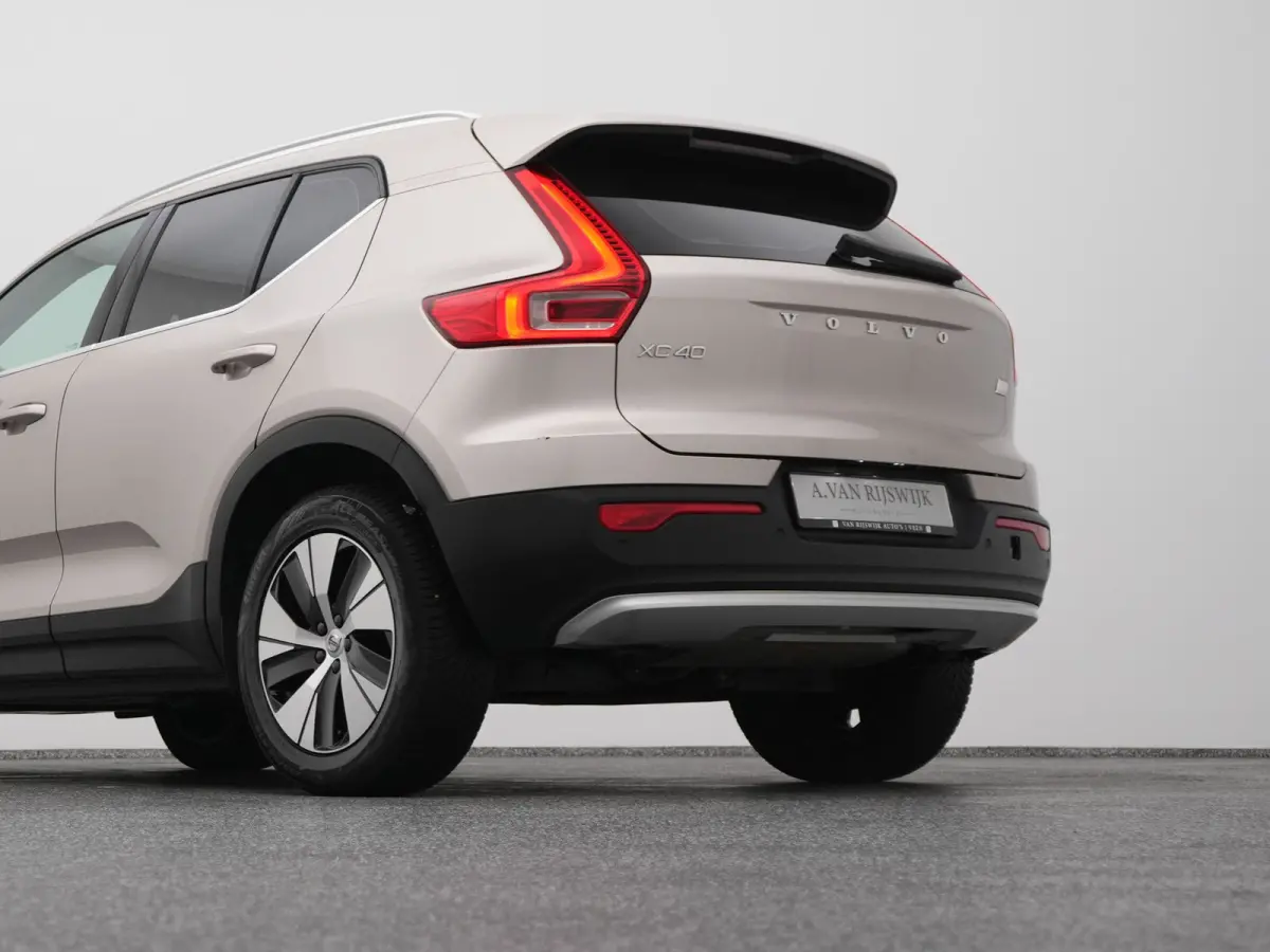 1.5 T4 Recharge Inscription | FACELIFT | KEYLESS | LEDER