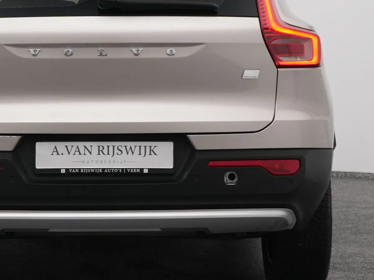 1.5 T4 Recharge Inscription | FACELIFT | KEYLESS | LEDER