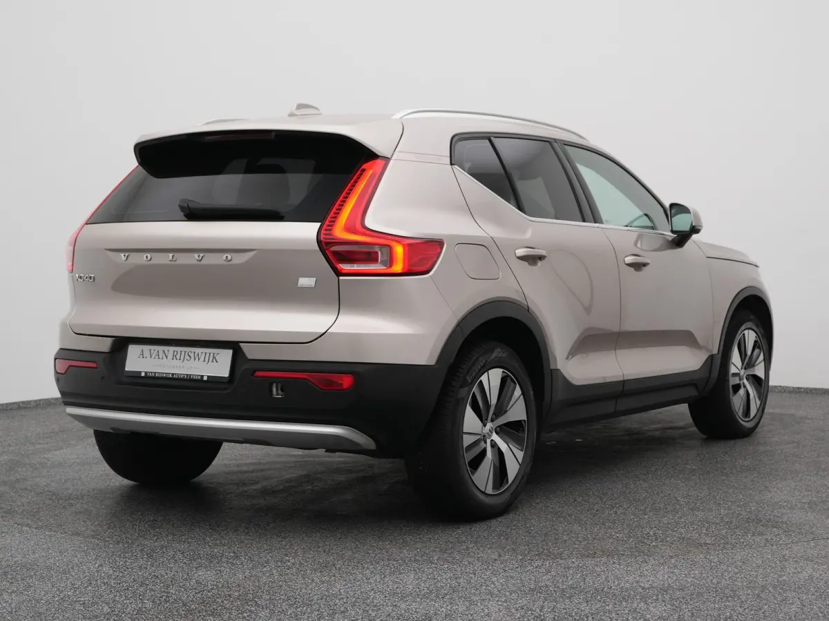 1.5 T4 Recharge Inscription | FACELIFT | KEYLESS | LEDER