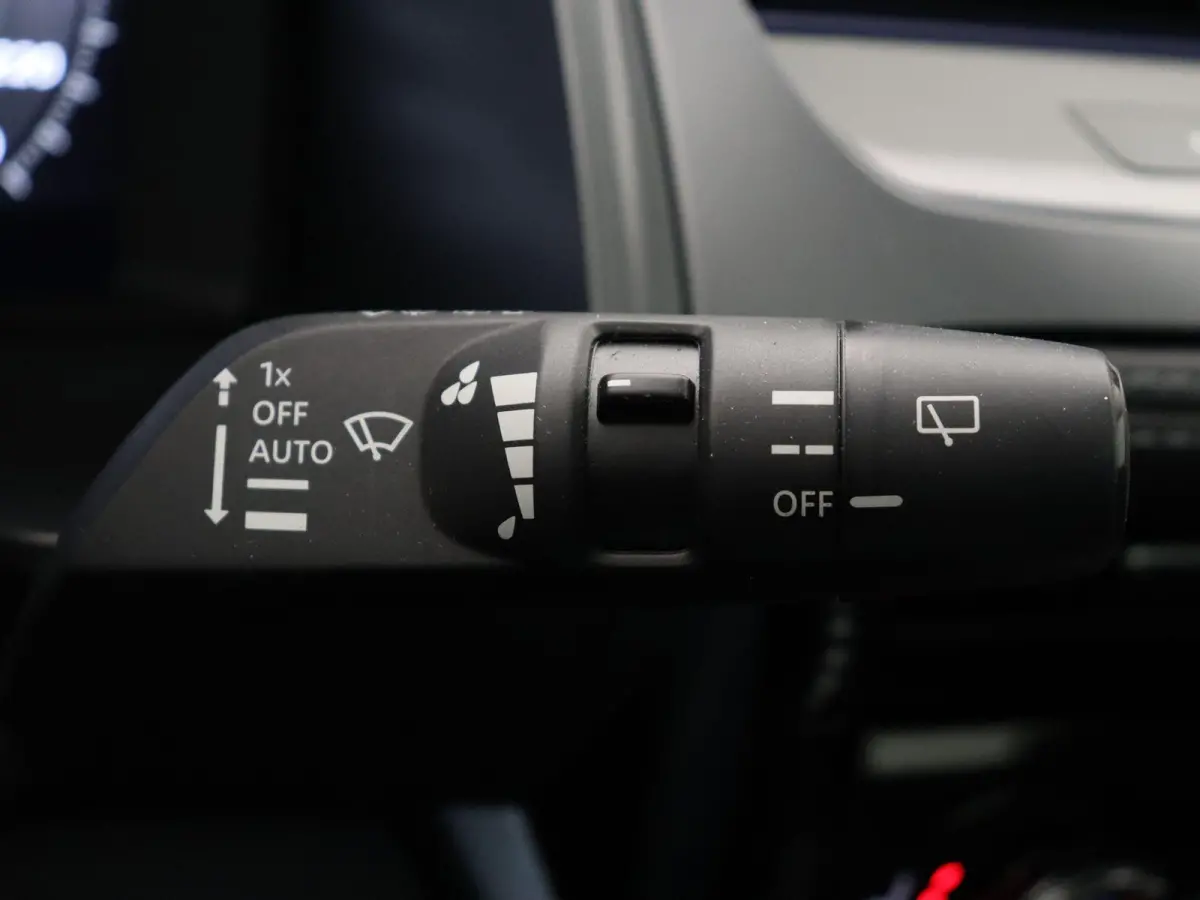 158pk MHEV Xtronic N-Connecta | Panoramadak | Pilot Assist | Elektrische achterklep | Head-up Display | Stoel, stuur en voorruit verwarming  | Rondomzicht camera |