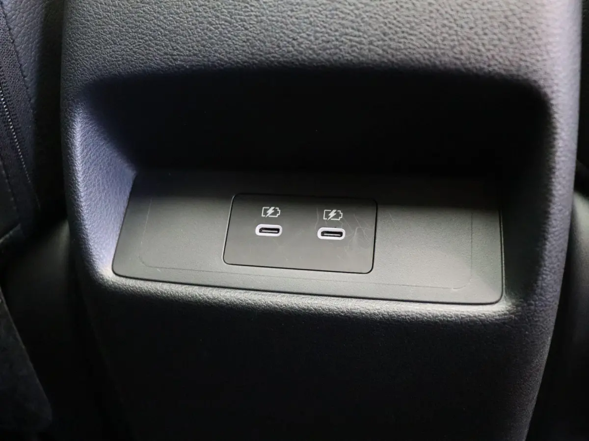 158pk MHEV Xtronic N-Connecta | Panoramadak | Pilot Assist | Elektrische achterklep | Head-up Display | Stoel, stuur en voorruit verwarming  | Rondomzicht camera |