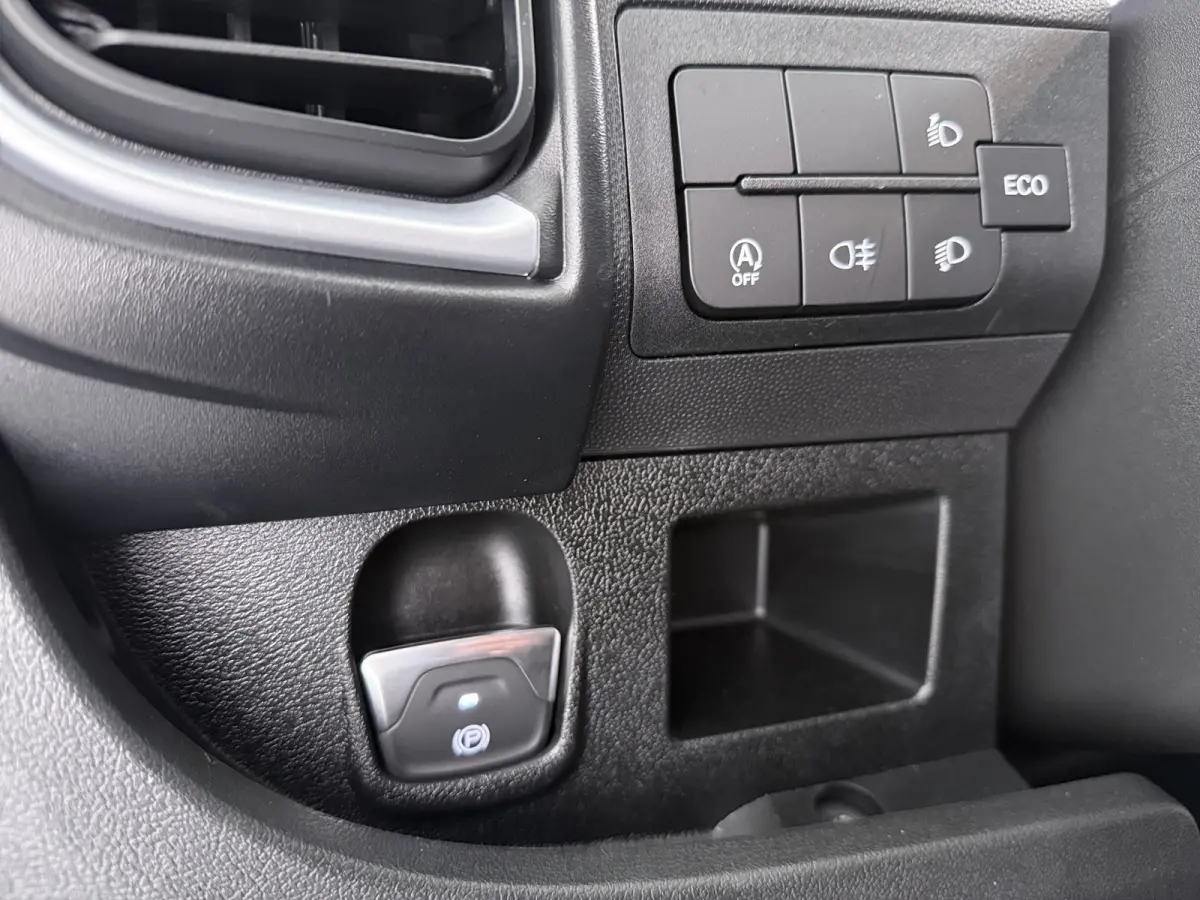 2.2 BlueHDi 140pk L2H2 3.5t | NIEUW BPM VRIJ! | Achteruitrijcamera | Airco | Apple Carplay/Android Auto|telefoonintegratie premium