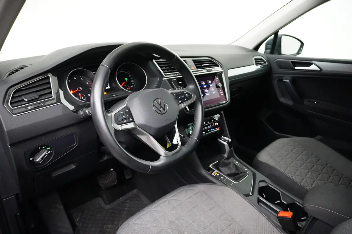 1.5 TSI 150 PK DSG Life Business | CAMERA ACHTER | STUUR + STOELVERW. | ADAPT. CRUISE | APP. CONNECT | LED | AIRCO | DAB+