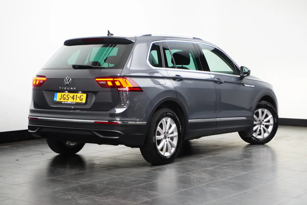 1.5 TSI 150 PK DSG Life Business | CAMERA ACHTER | STUUR + STOELVERW. | ADAPT. CRUISE | APP. CONNECT | LED | AIRCO | DAB+