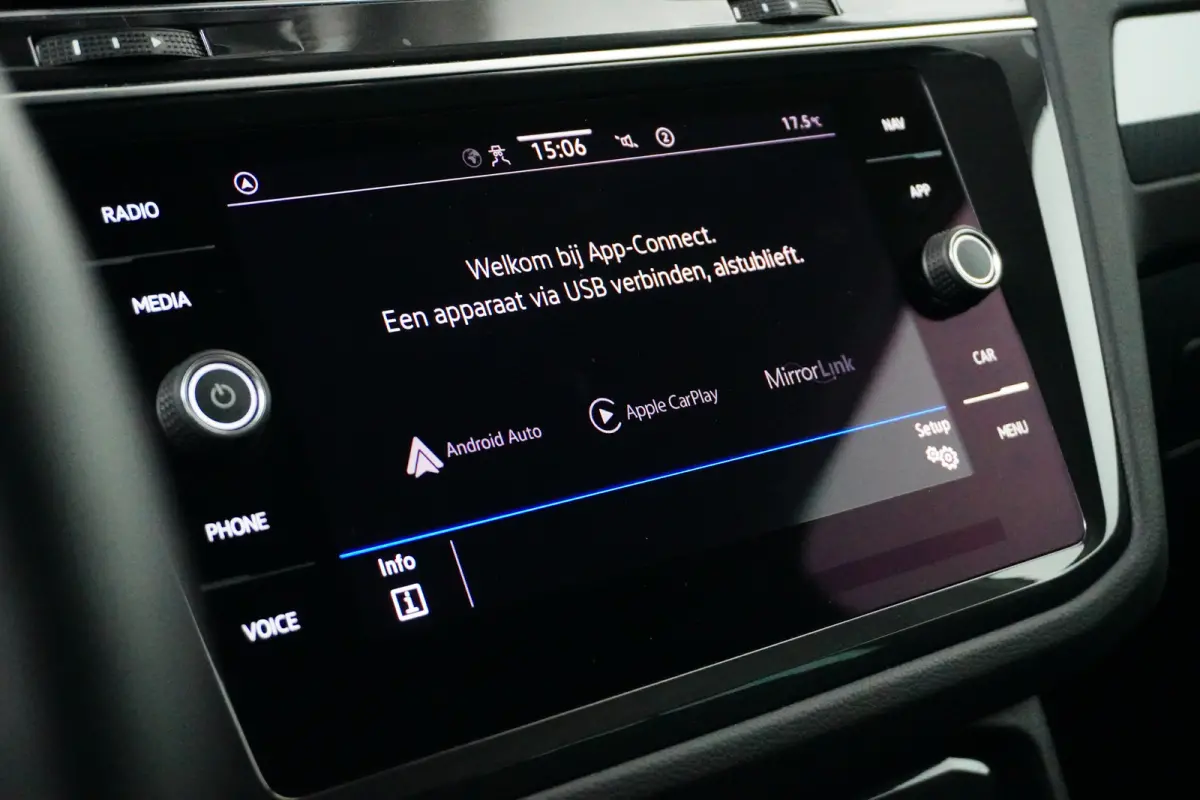 1.5 TSI 150 PK DSG Life Business | CAMERA ACHTER | STUUR + STOELVERW. | ADAPT. CRUISE | APP. CONNECT | LED | AIRCO | DAB+