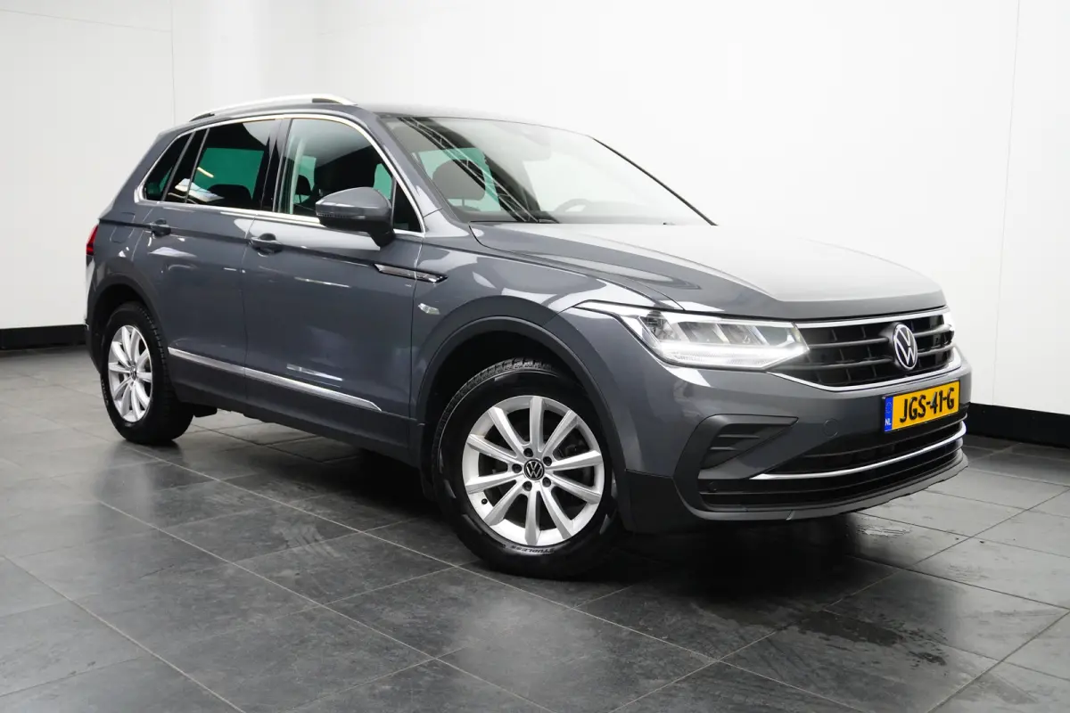 1.5 TSI 150 PK DSG Life Business | CAMERA ACHTER | STUUR + STOELVERW. | ADAPT. CRUISE | APP. CONNECT | LED | AIRCO | DAB+