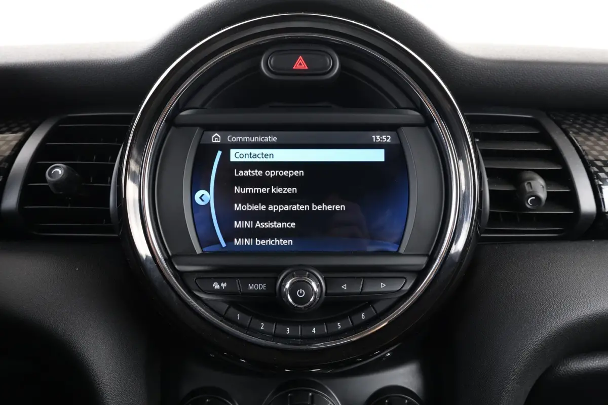 Essential 33 kWh | SoH 97% |Navigatie | cruise control | Sportstoelen | Led Pakket | DAB