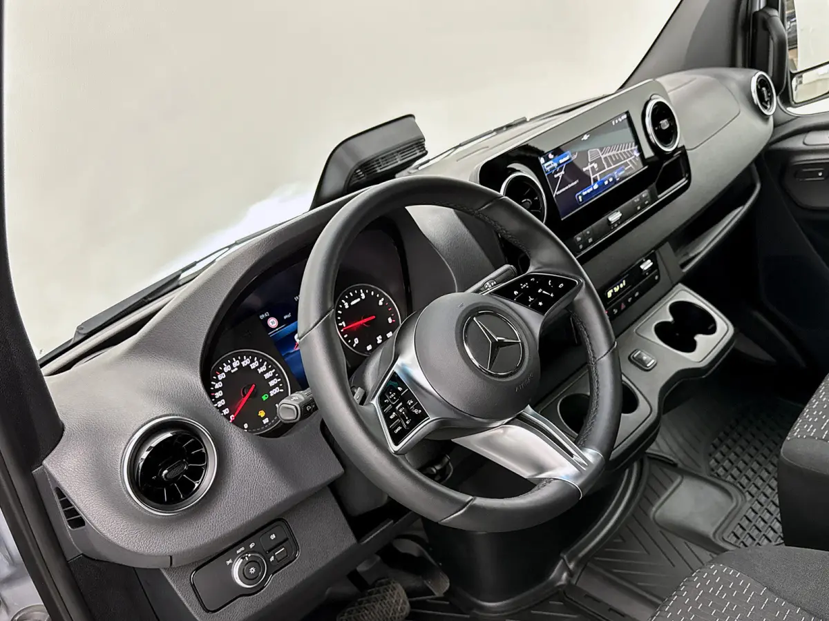 317 1.9 CDI L3H2 RWD Led Adapt cruise Elektr schuifdeur Achteropstap Betimmering Navigatie Stoelverwarming