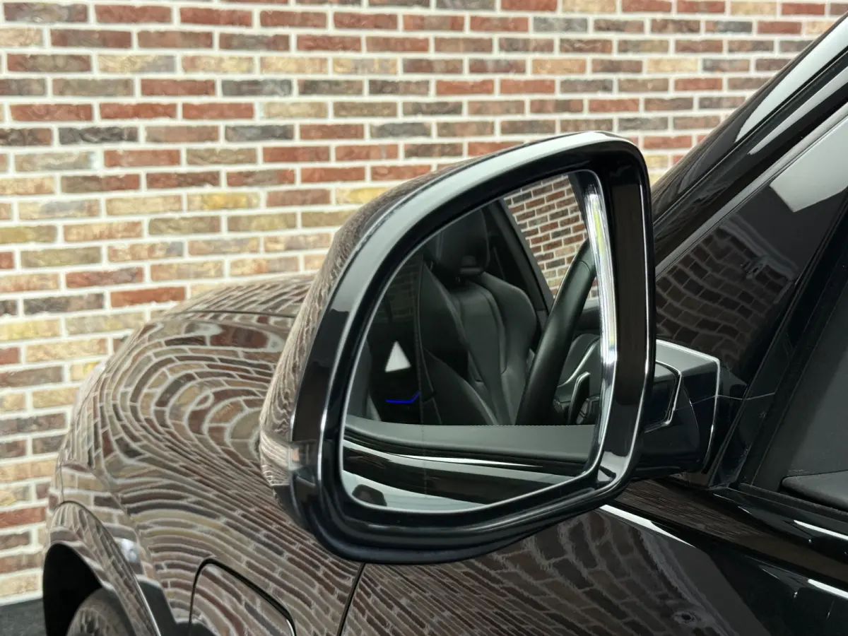 xDrive45e M FACELIFT-pack SKY M-seats Carbon H&K Trkh