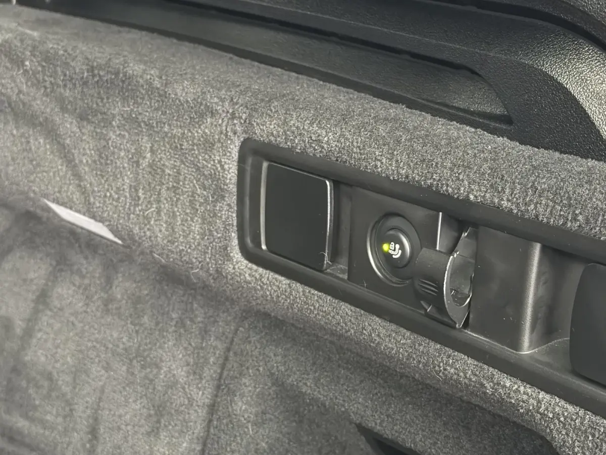 xDrive45e M FACELIFT-pack SKY M-seats Carbon H&K Trkh