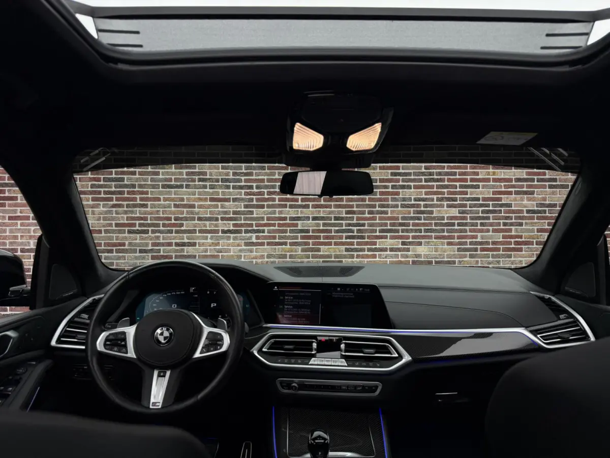 xDrive45e M FACELIFT-pack SKY M-seats Carbon H&K Trkh