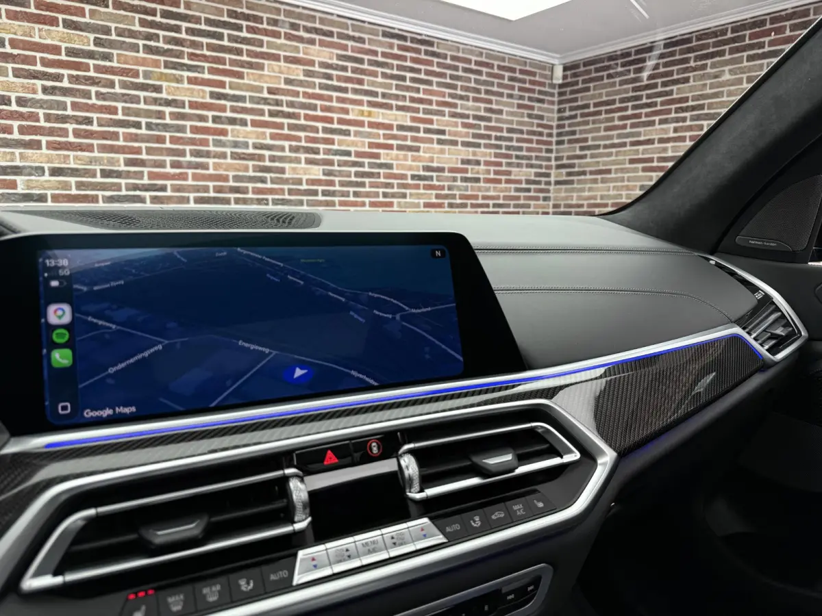 xDrive45e M FACELIFT-pack SKY M-seats Carbon H&K Trkh