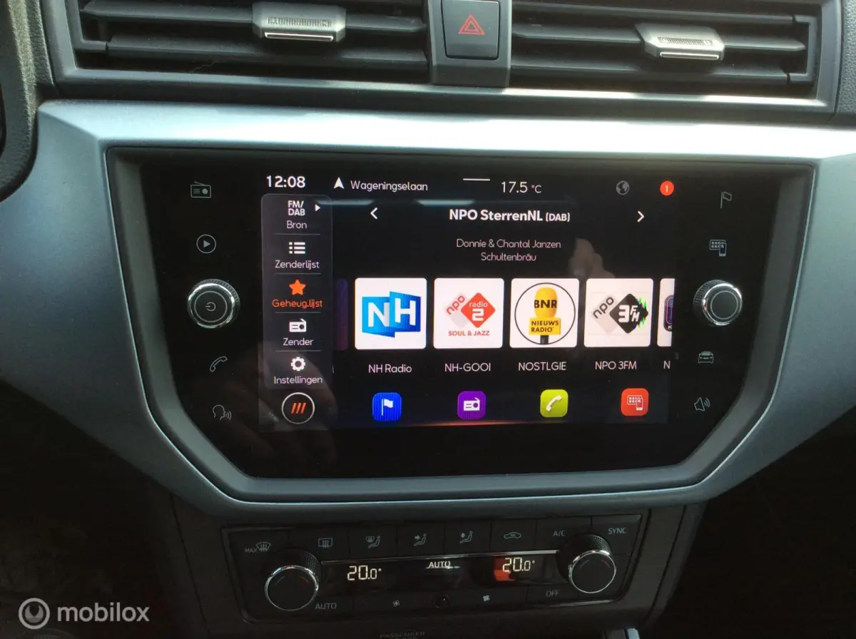 1.0 TSI Style Business Intense Nav Camera Apple Carpl