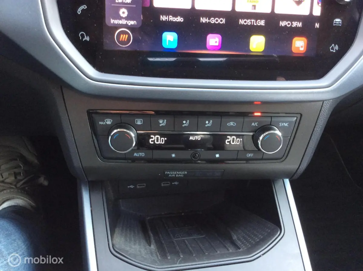 1.0 TSI Style Business Intense Nav Camera Apple Carpl