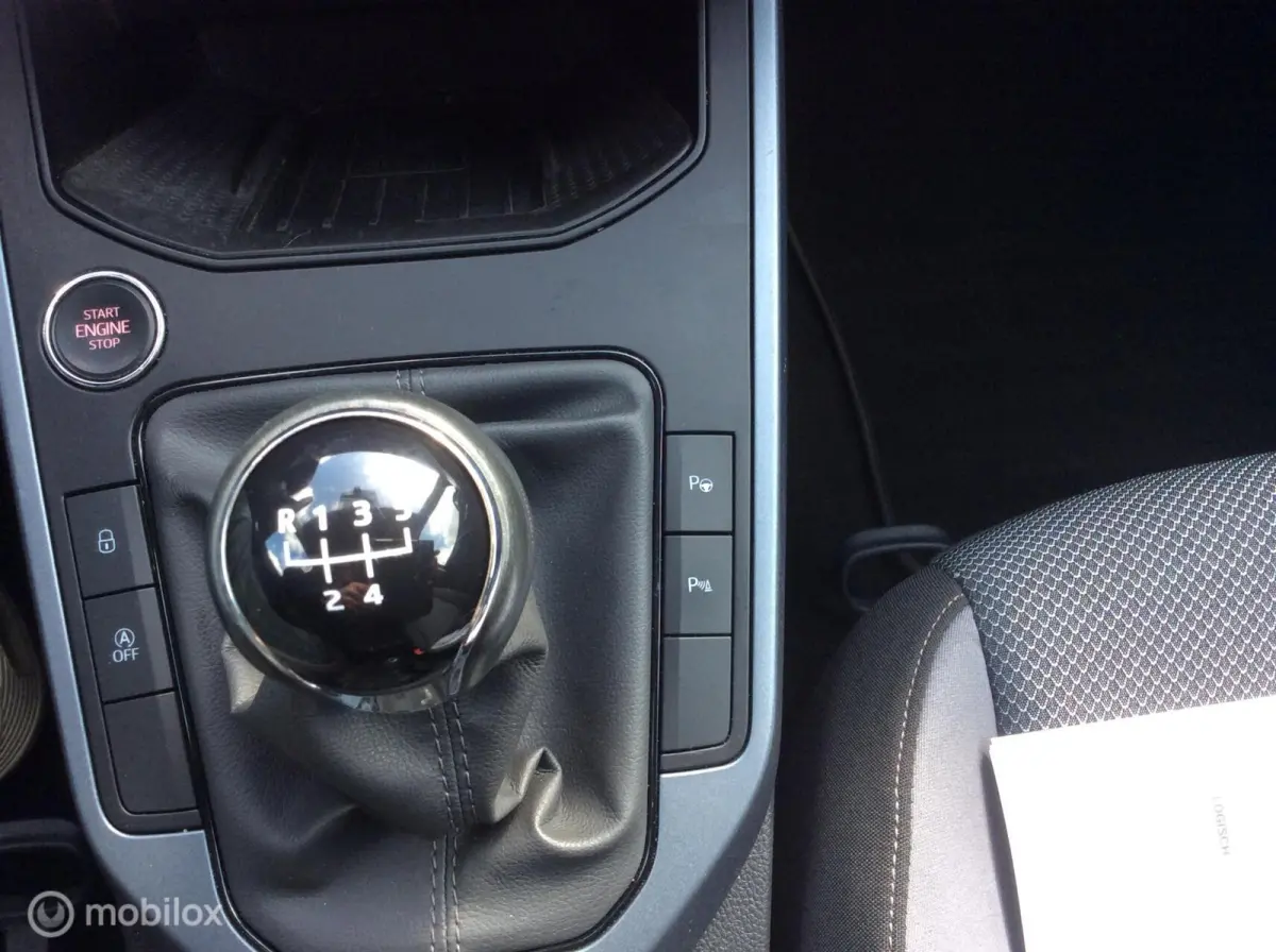 1.0 TSI Style Business Intense Nav Camera Apple Carpl