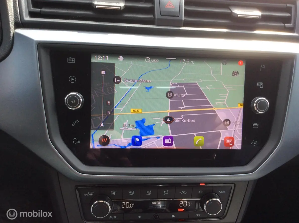 1.0 TSI Style Business Intense Nav Camera Apple Carpl