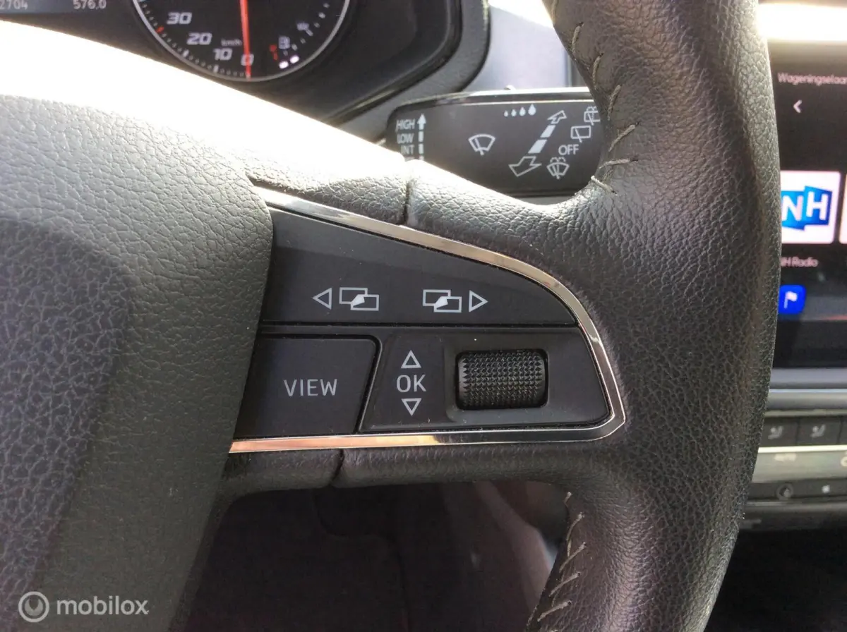 1.0 TSI Style Business Intense Nav Camera Apple Carpl